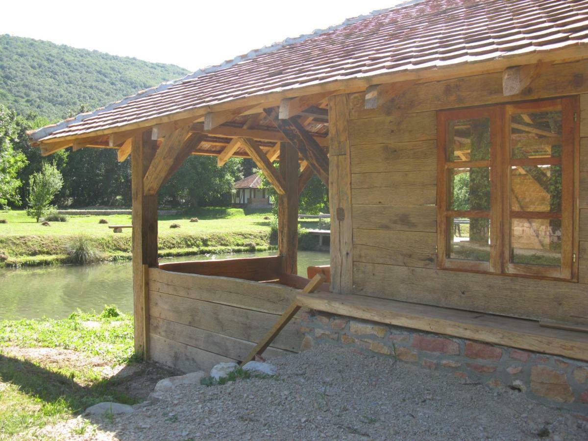 Vodenica Lug Villa Strmosten Екстериор снимка